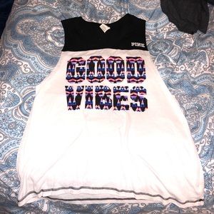 VS Pink Graphic Tank😍